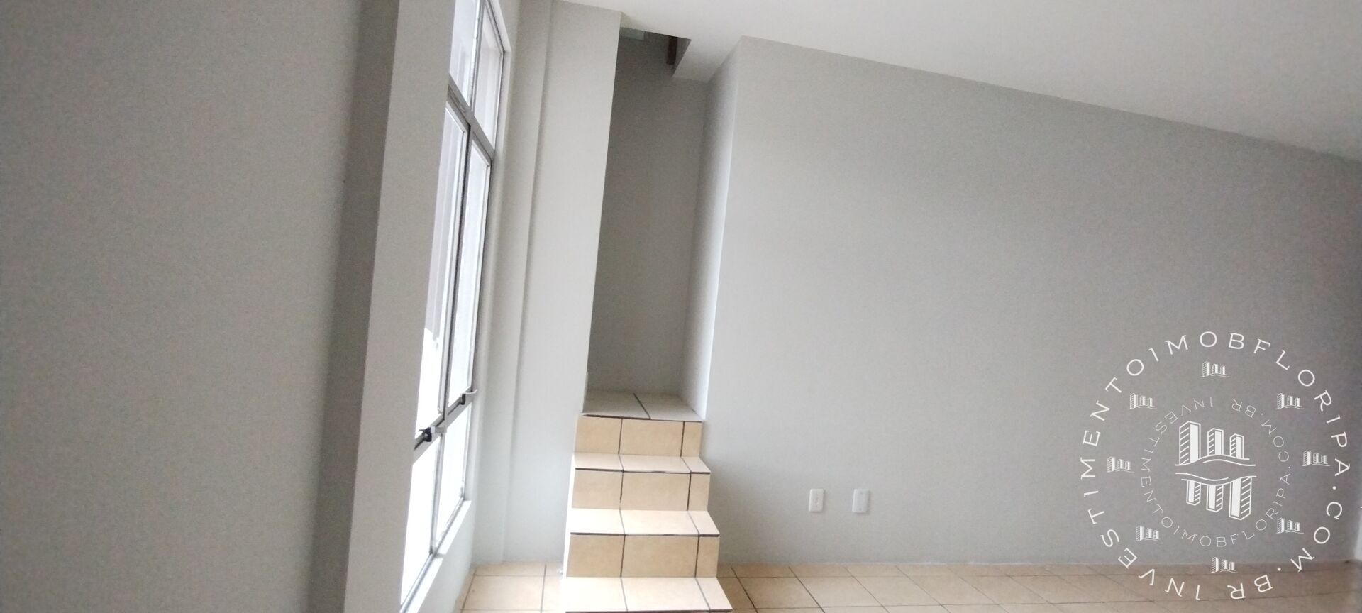 Cobertura à venda com 2 quartos, 64m² - Foto 3