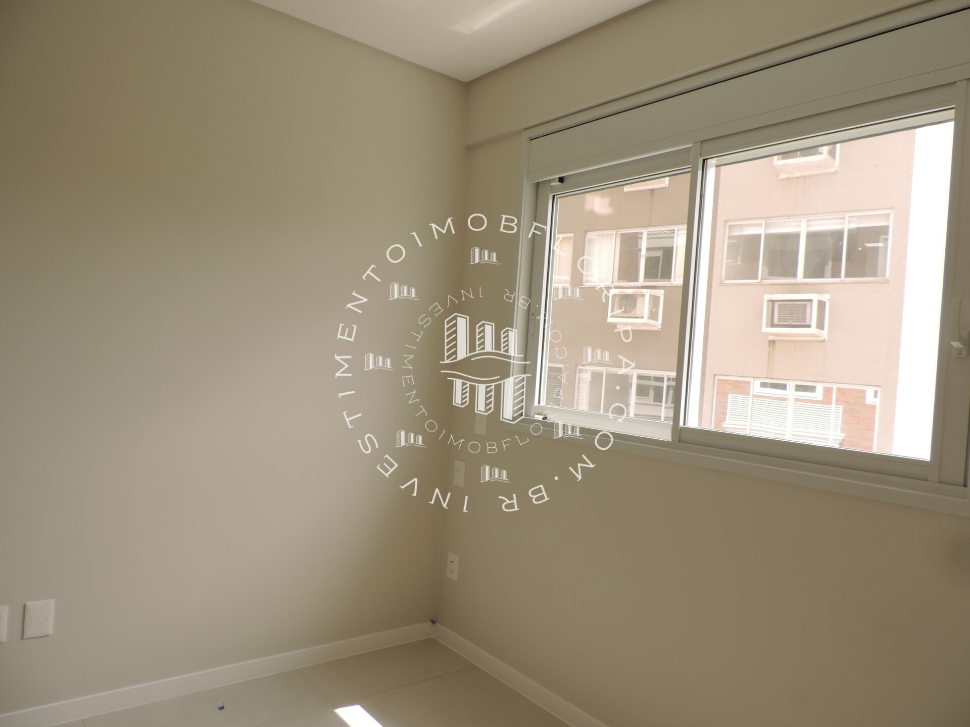Apartamento à venda com 2 quartos, 81m² - Foto 8