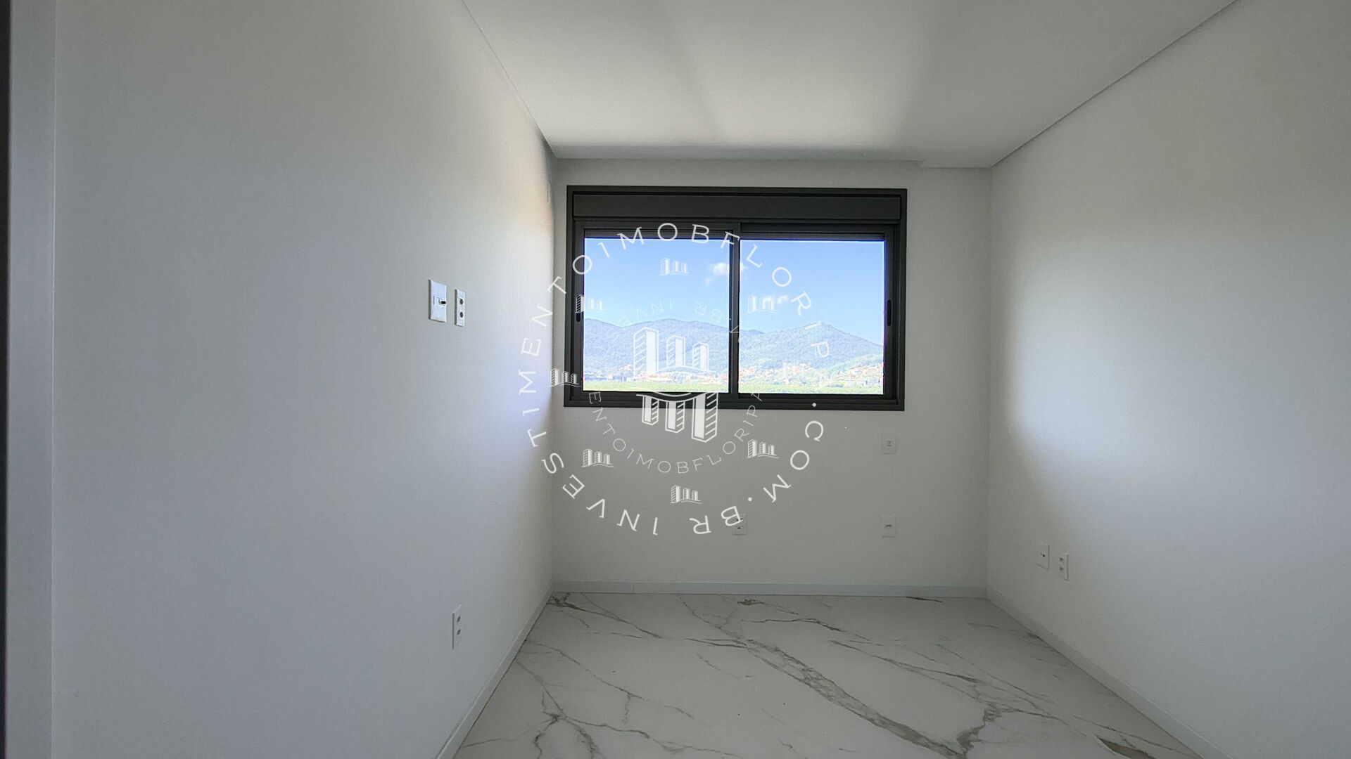 Apartamento à venda com 3 quartos, 125m² - Foto 9