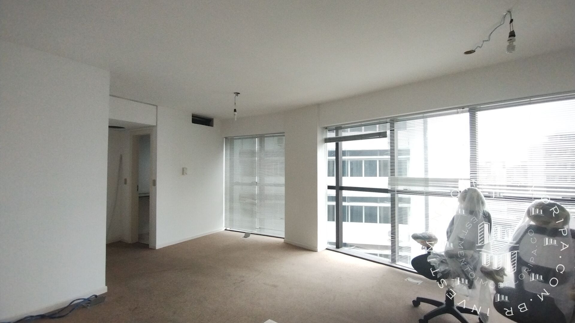 Conjunto Comercial-Sala à venda com 1 quarto, 25m² - Foto 1