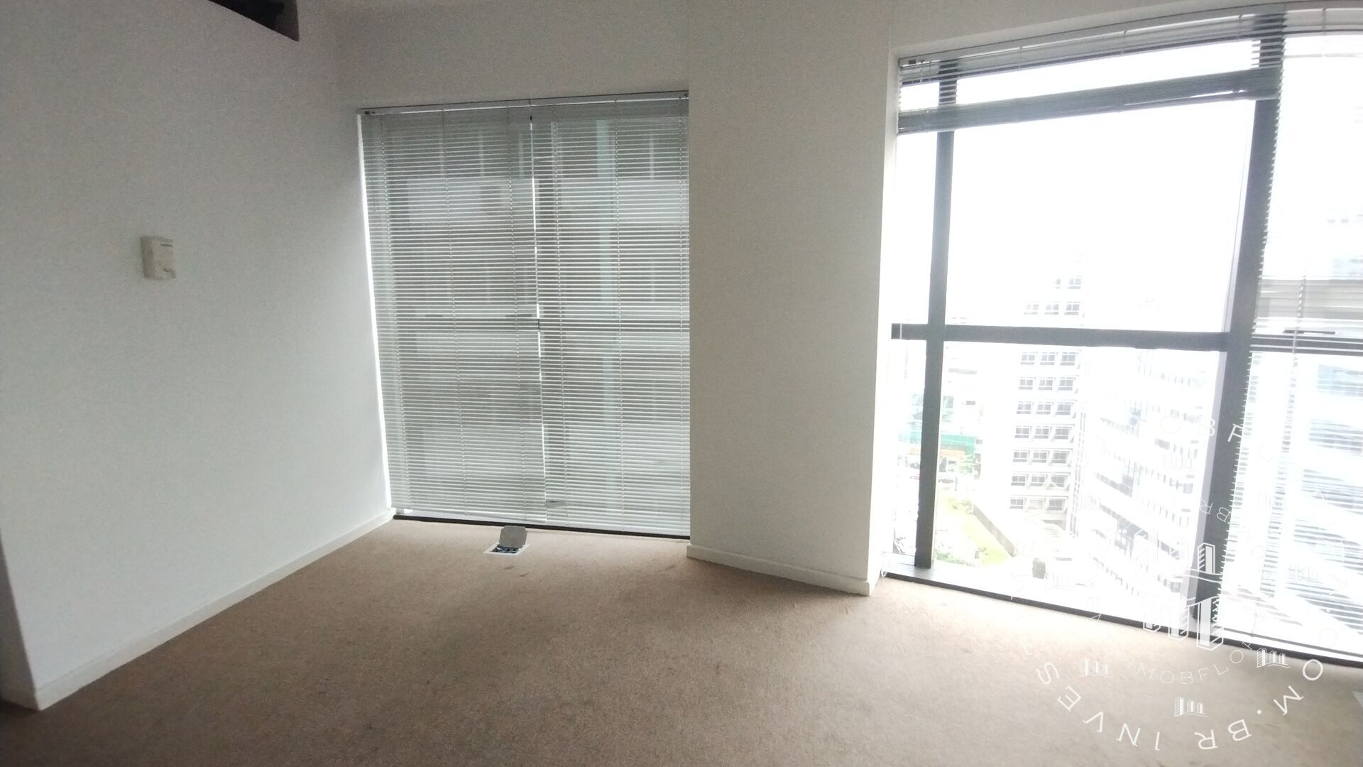 Conjunto Comercial-Sala à venda com 1 quarto, 25m² - Foto 2