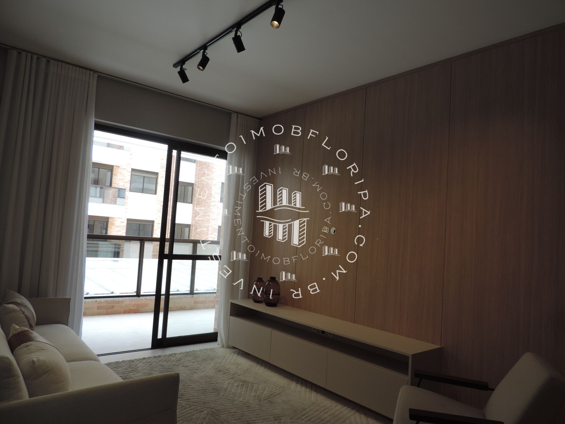 Apartamento à venda com 3 quartos, 101m² - Foto 4