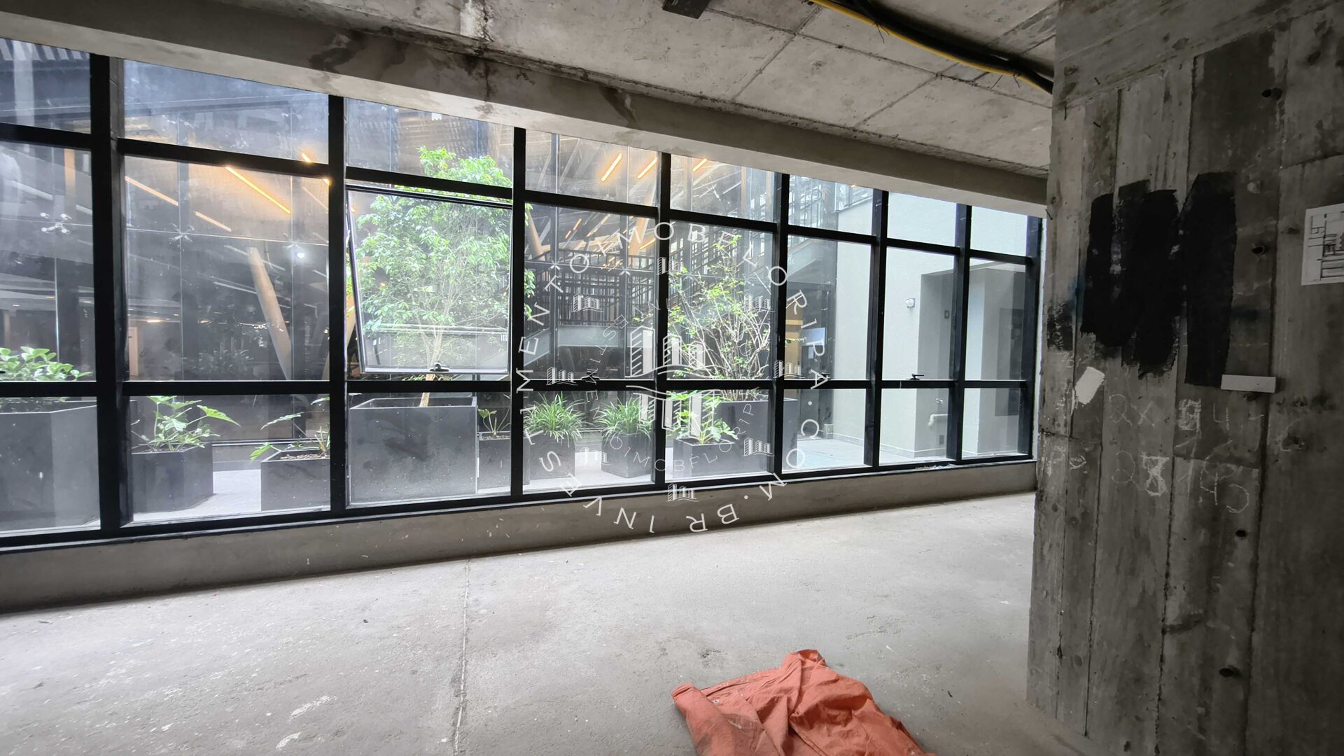 Loja-Salão, 32 m² - Foto 1