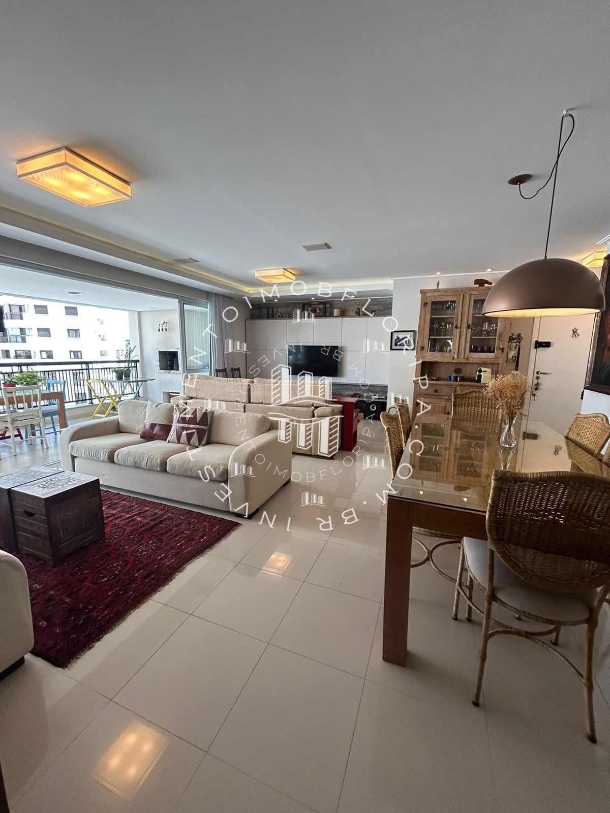 Apartamento à venda com 4 quartos, 170m² - Foto 4