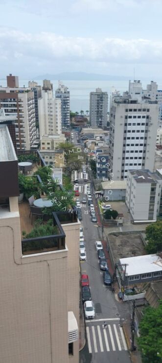 Cobertura à venda com 2 quartos, 238m² - Foto 4