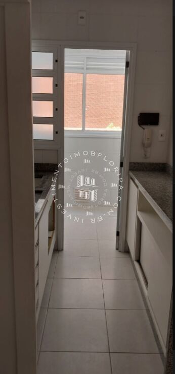 Apartamento à venda com 3 quartos, 74m² - Foto 4