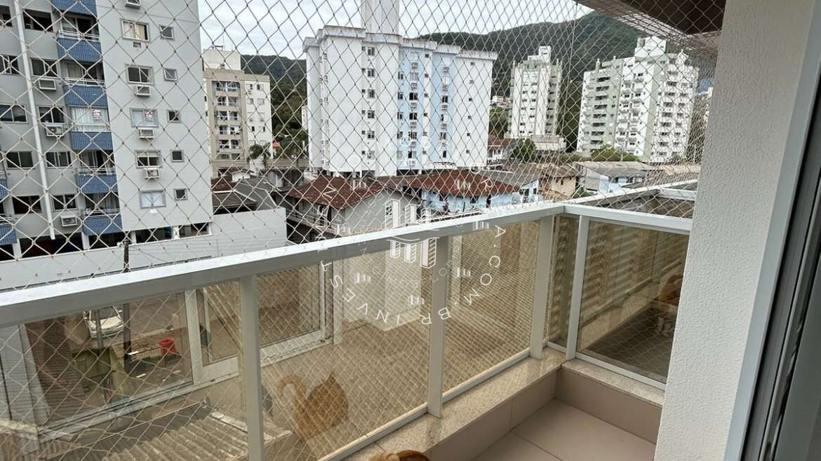 Apartamento à venda com 2 quartos, 76m² - Foto 2