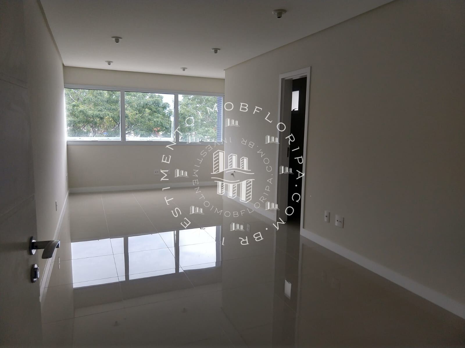 Conjunto Comercial-Sala à venda com 1 quarto, 26m² - Foto 6