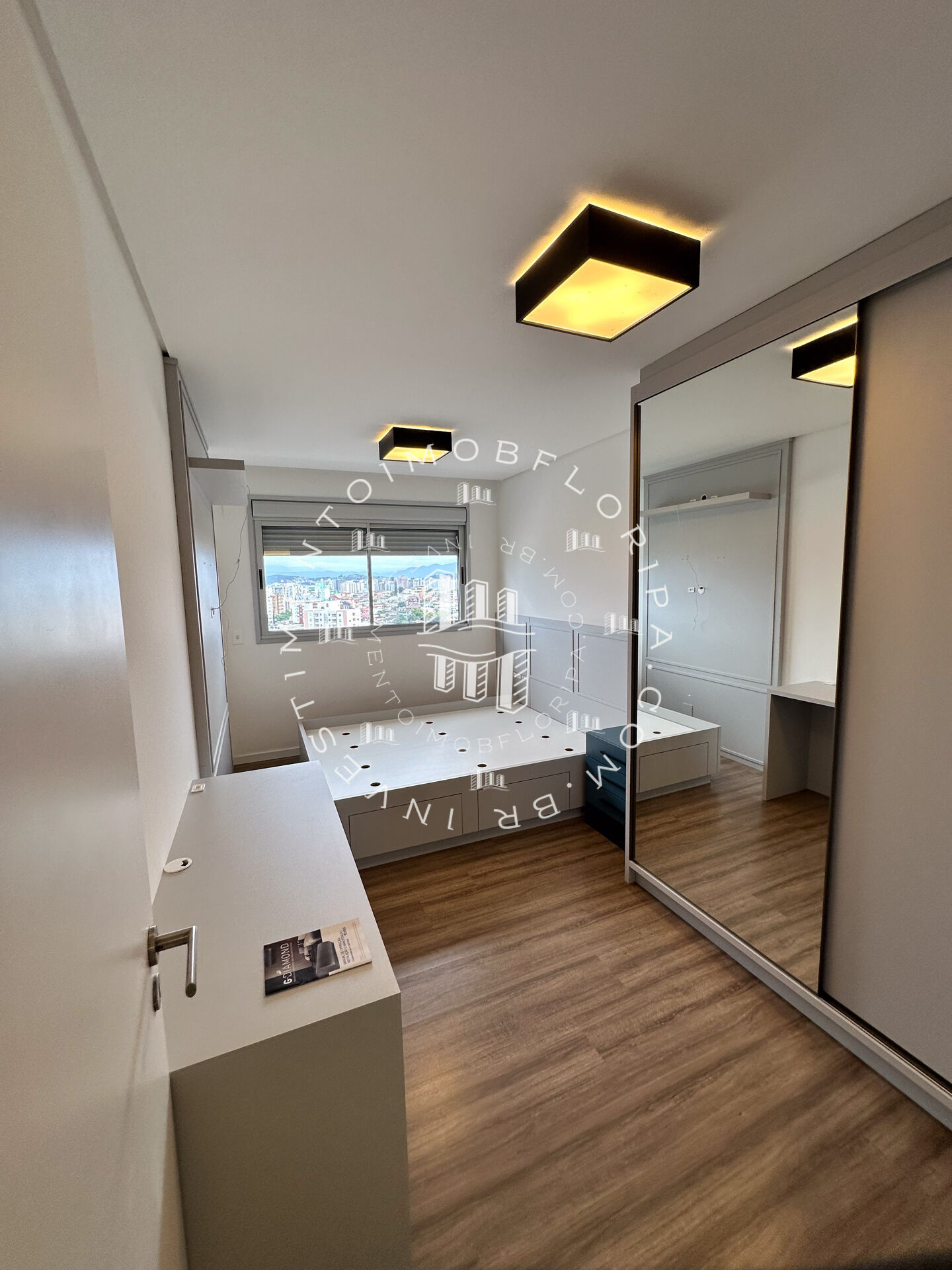 Apartamento à venda com 1 quarto, 45m² - Foto 12
