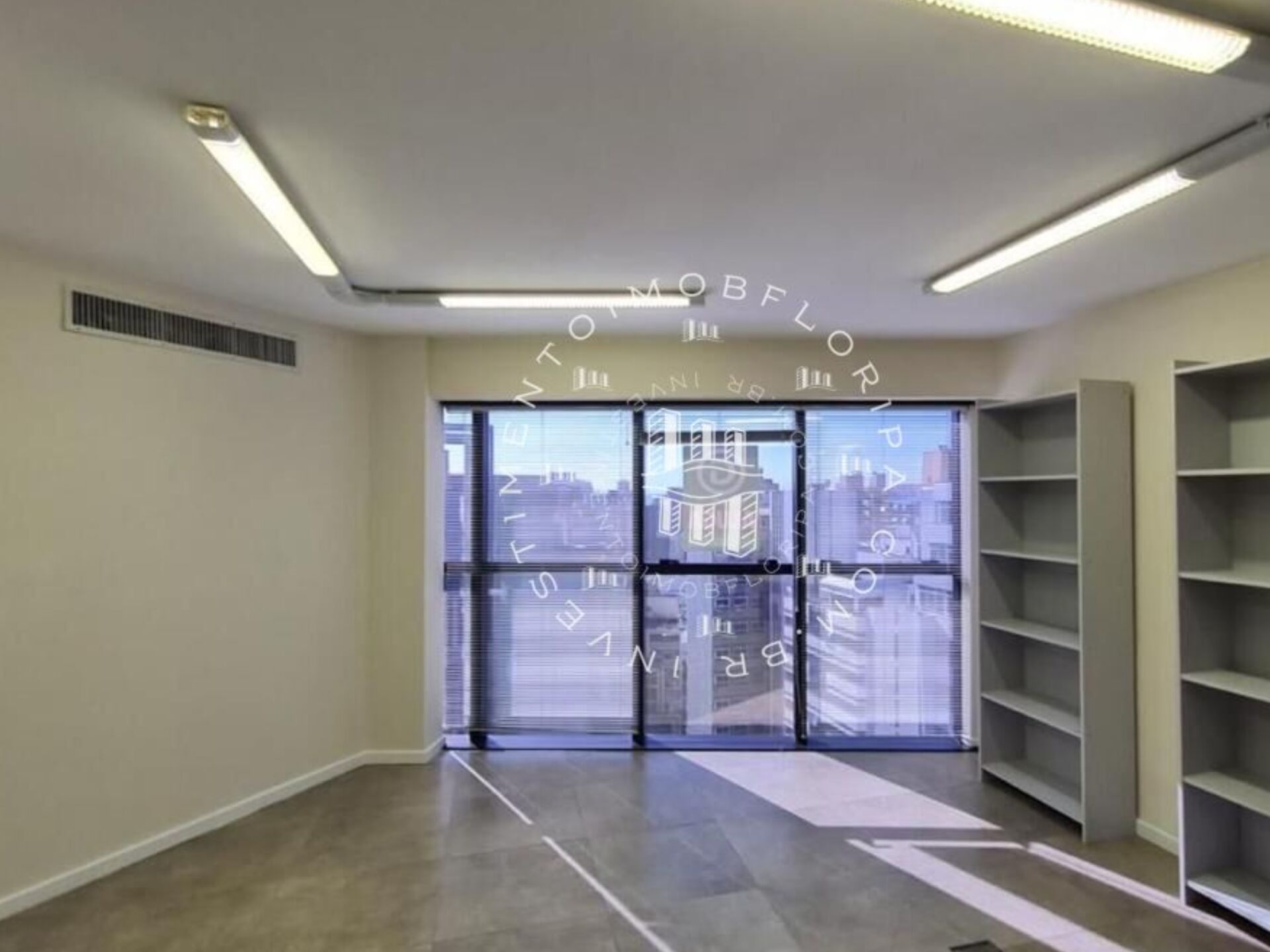 Loja-Salão à venda com 1 quarto, 331m² - Foto 3