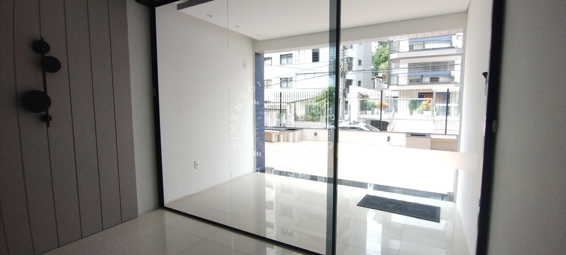 Apartamento à venda com 2 quartos, 105m² - Foto 19