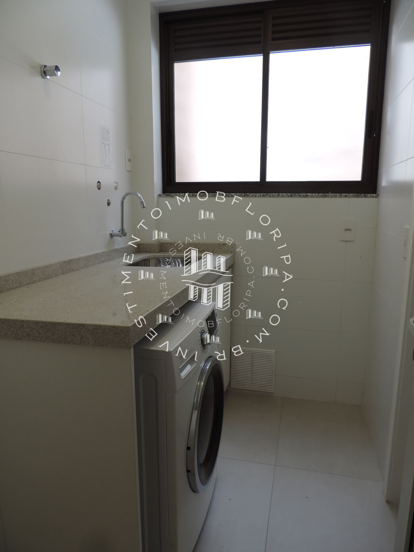 Apartamento à venda com 3 quartos, 101m² - Foto 9