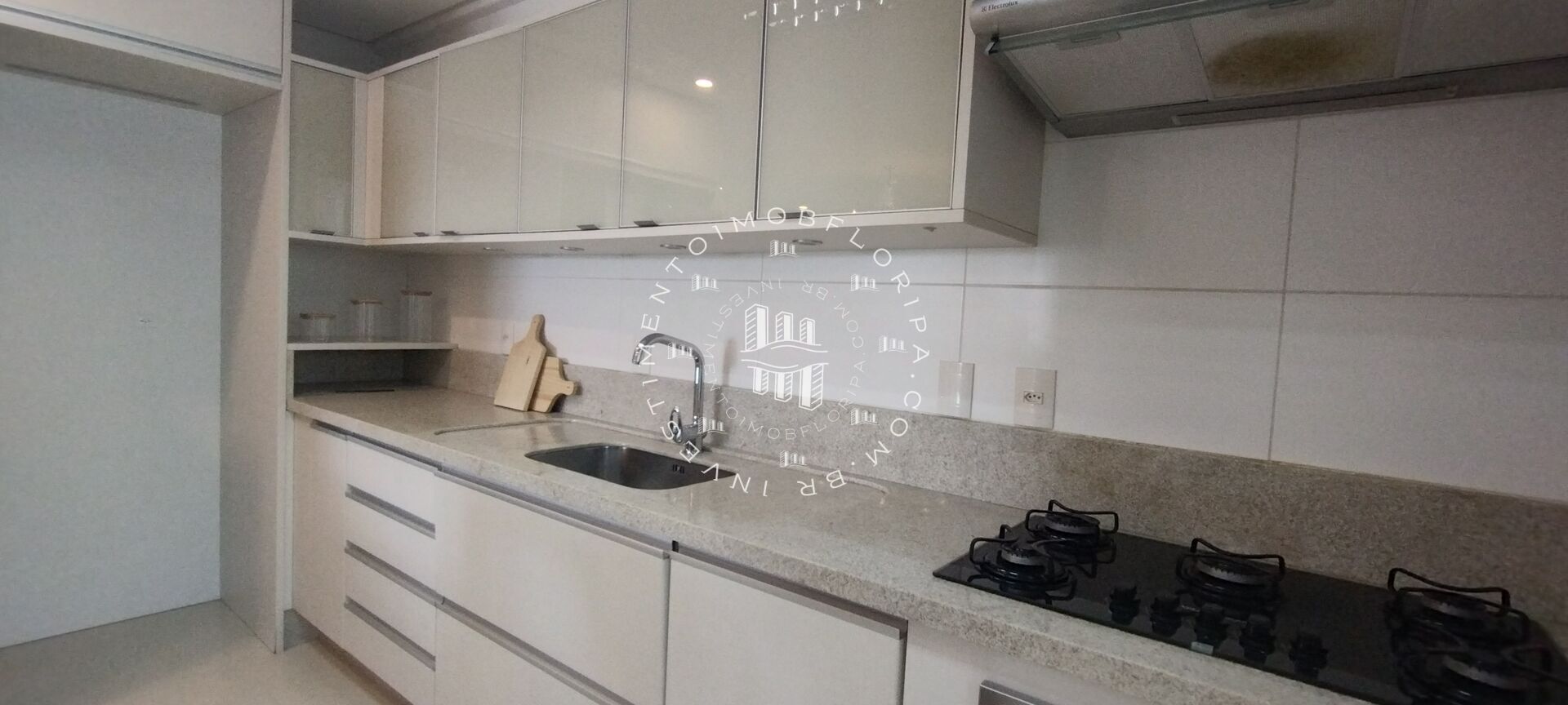 Apartamento à venda com 4 quartos, 250m² - Foto 6