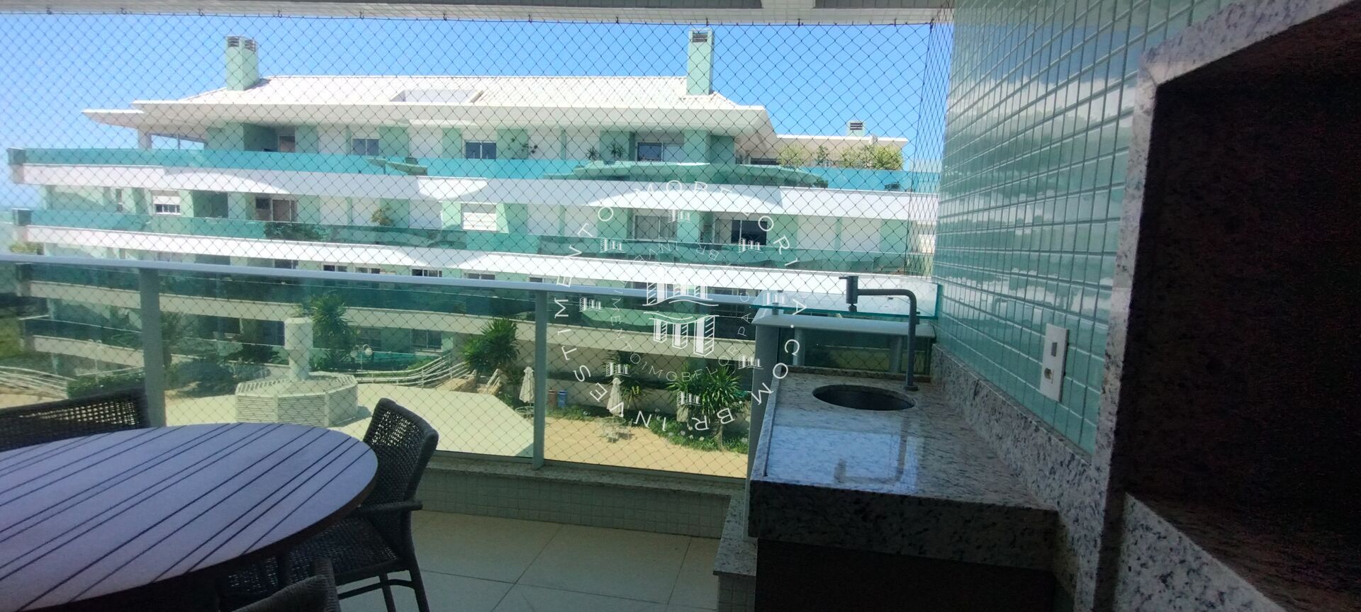 Apartamento à venda com 4 quartos, 250m² - Foto 3