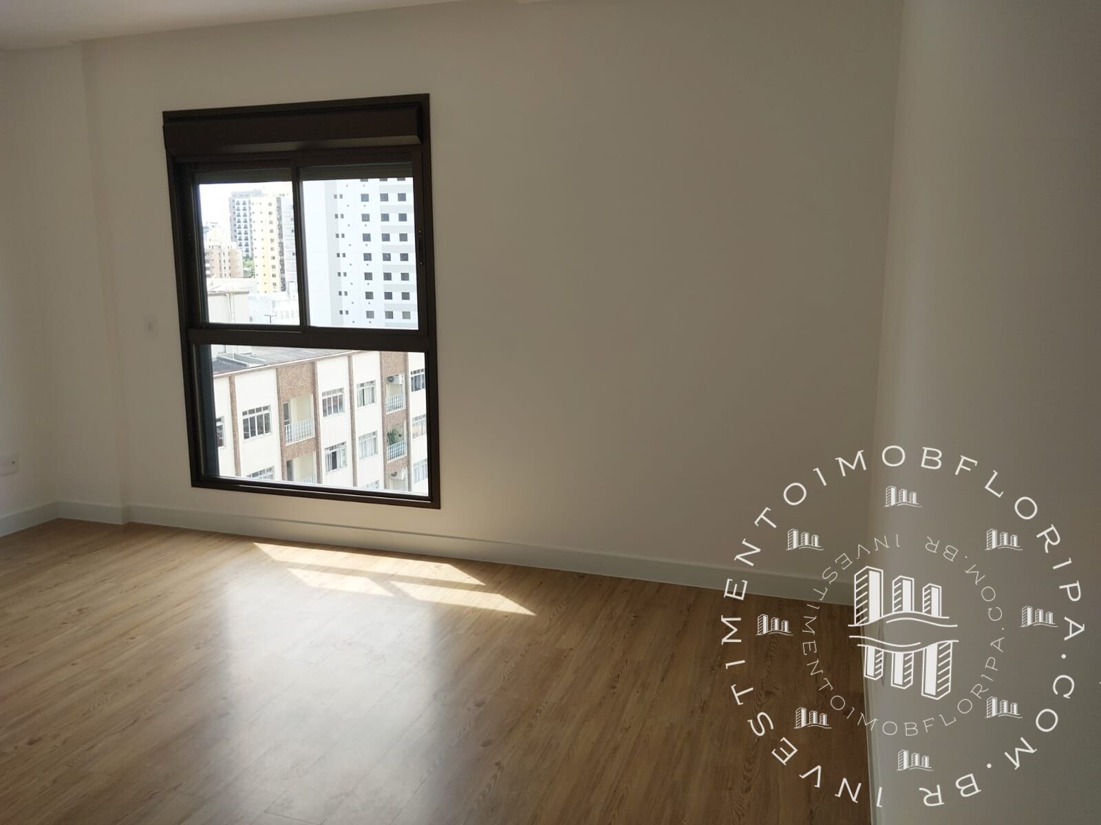 Apartamento à venda com 3 quartos, 126m² - Foto 8