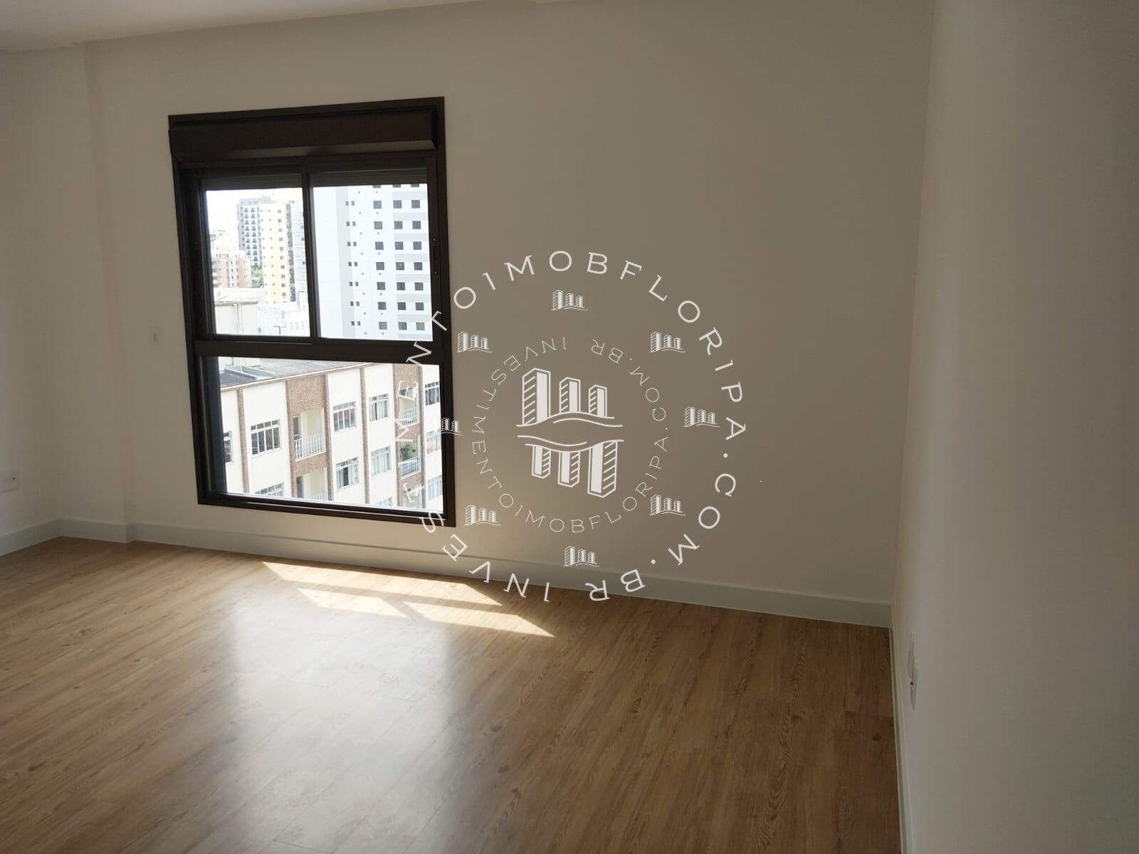 Apartamento à venda com 3 quartos, 126m² - Foto 8