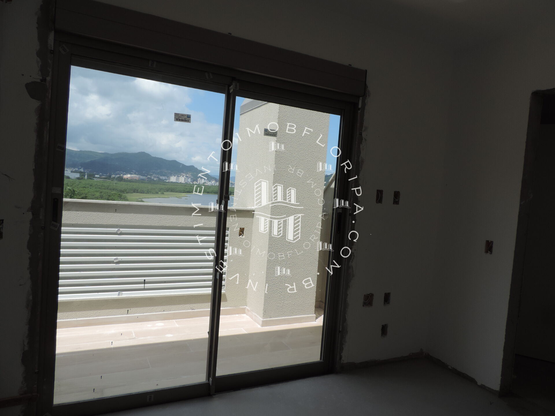 Apartamento à venda com 3 quartos, 99m² - Foto 18