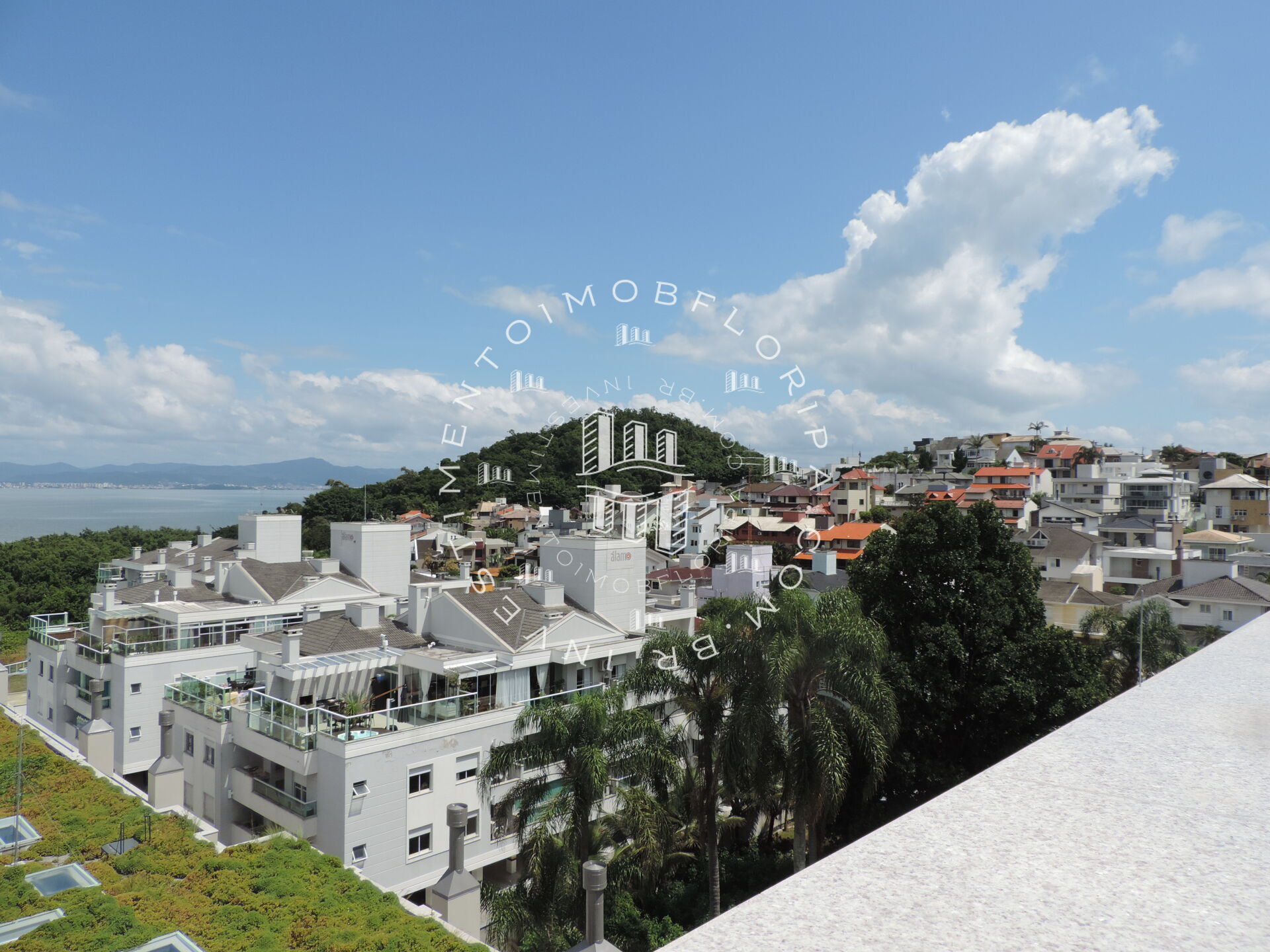 Apartamento à venda com 3 quartos, 99m² - Foto 23
