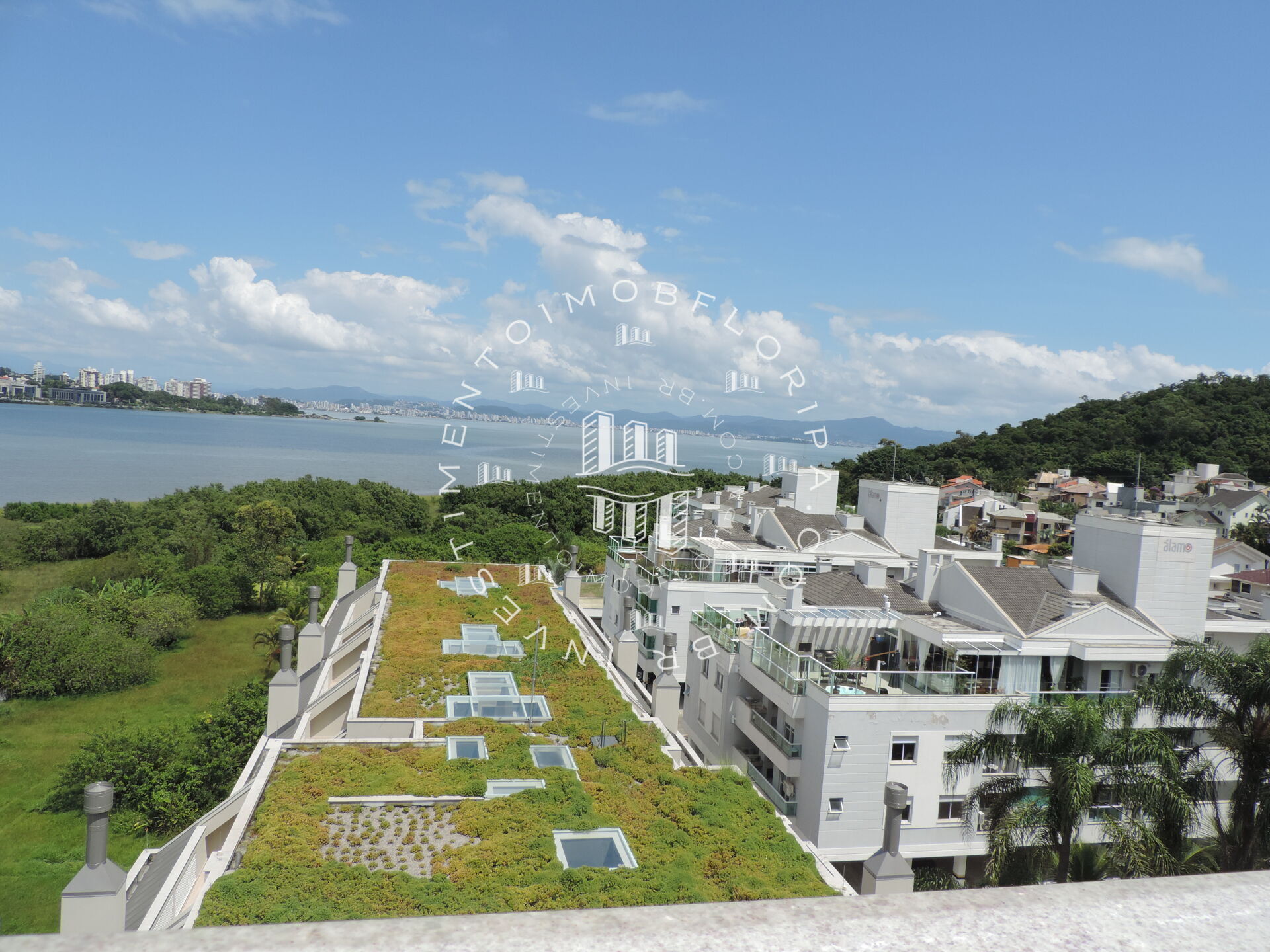 Apartamento à venda com 3 quartos, 99m² - Foto 16