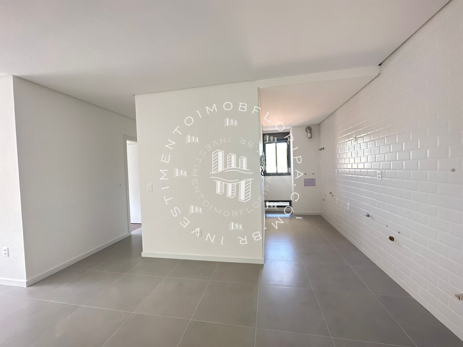 Apartamento à venda com 2 quartos, 71m² - Foto 3