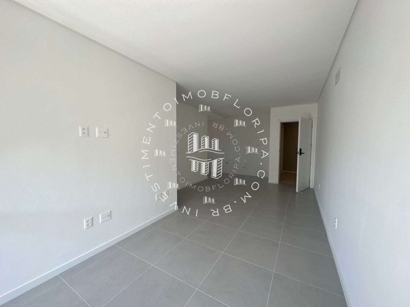 Apartamento à venda com 2 quartos, 71m² - Foto 4