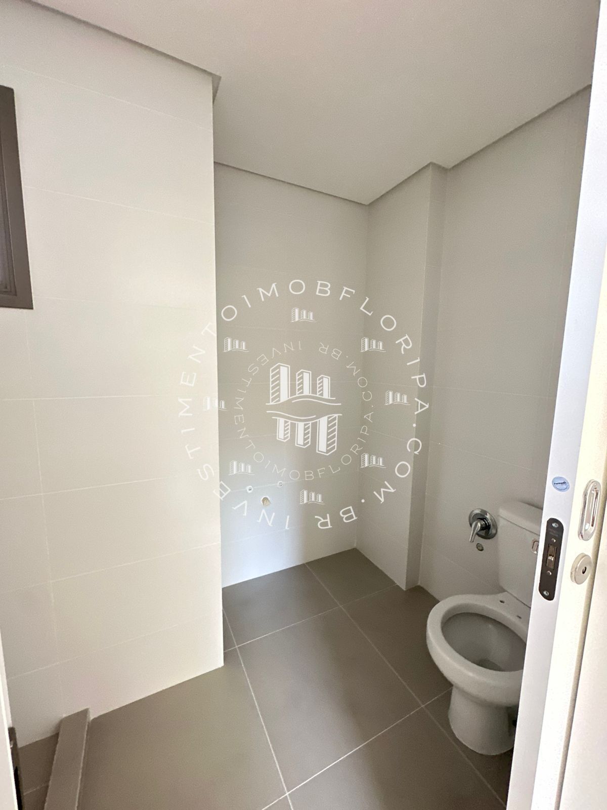 Apartamento à venda com 2 quartos, 71m² - Foto 10