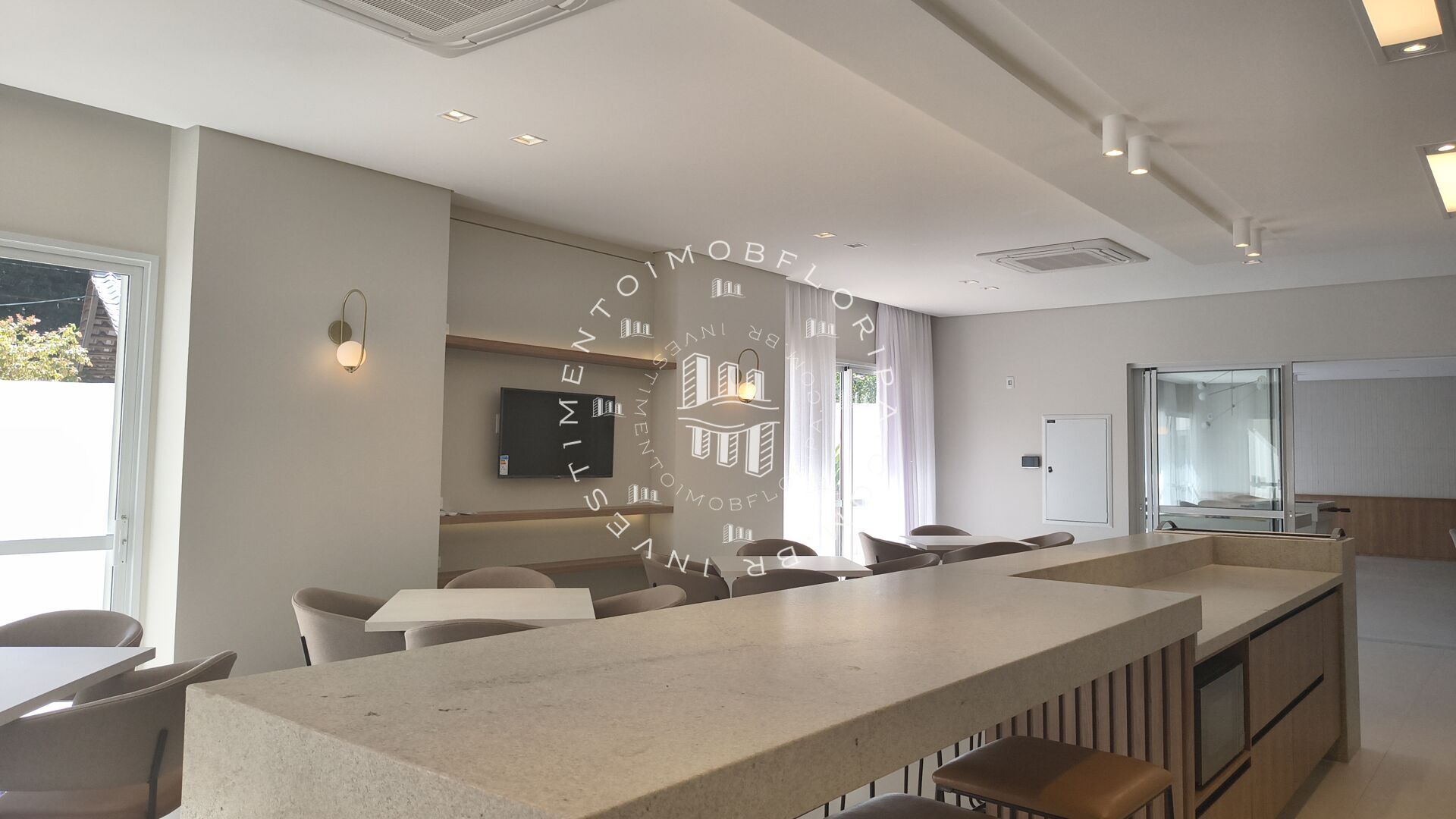 Apartamento à venda com 3 quartos, 158m² - Foto 25
