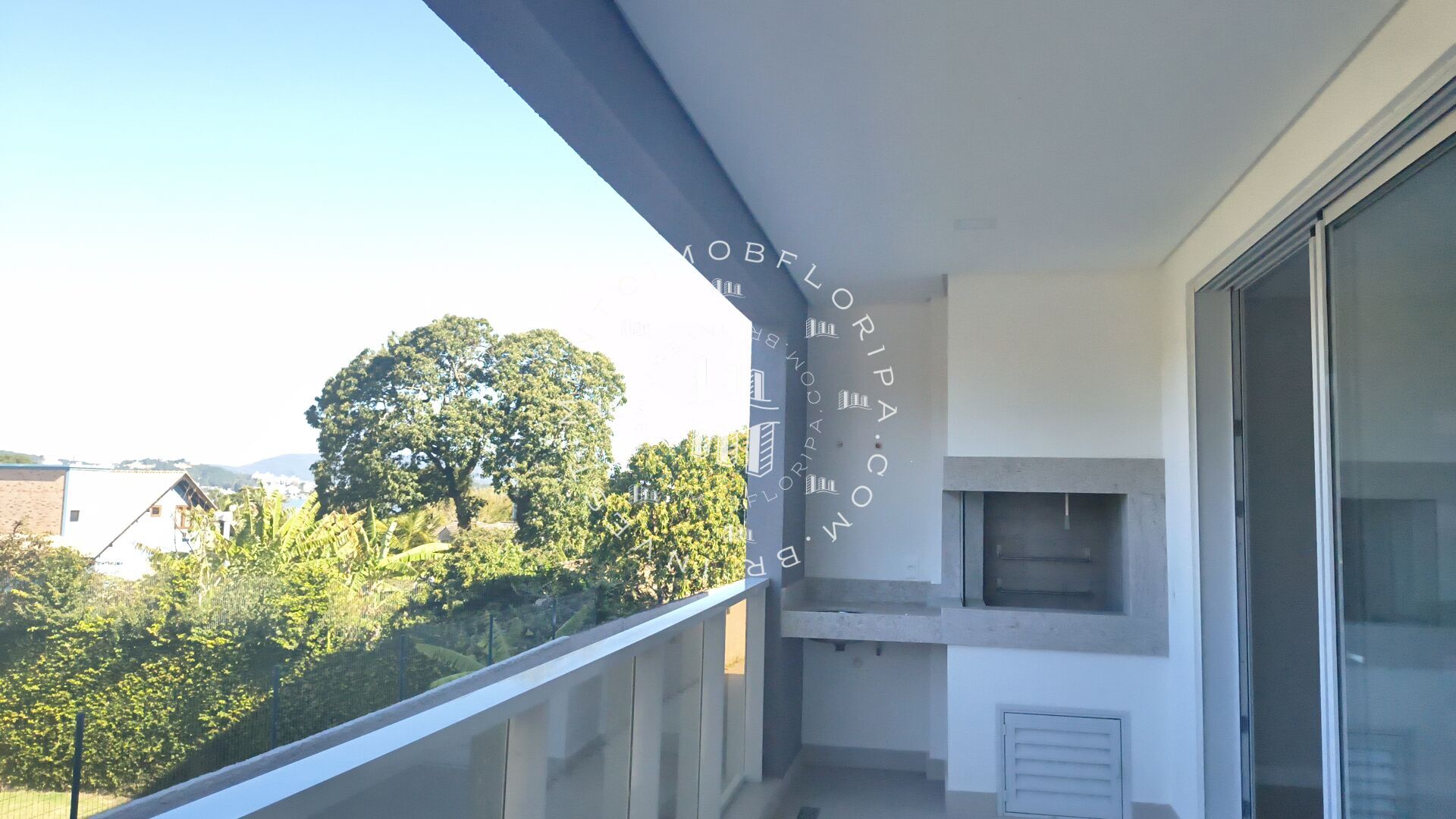 Apartamento à venda com 3 quartos, 158m² - Foto 4
