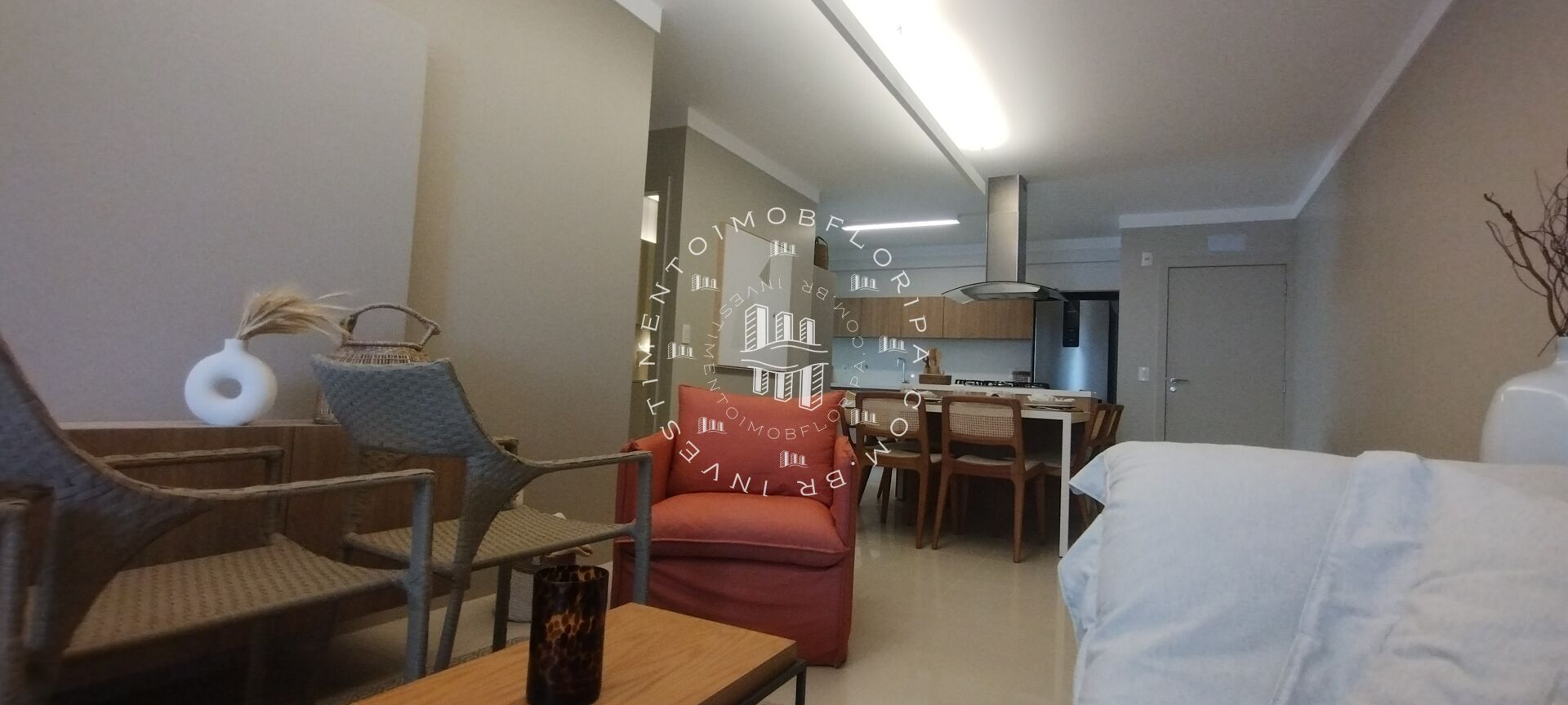 Apartamento à venda com 4 quartos, 251m² - Foto 5