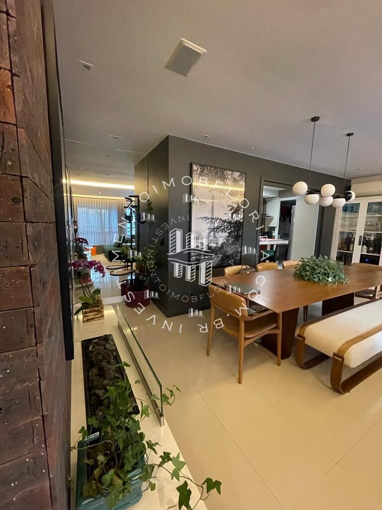 Apartamento à venda com 3 quartos, 184m² - Foto 7
