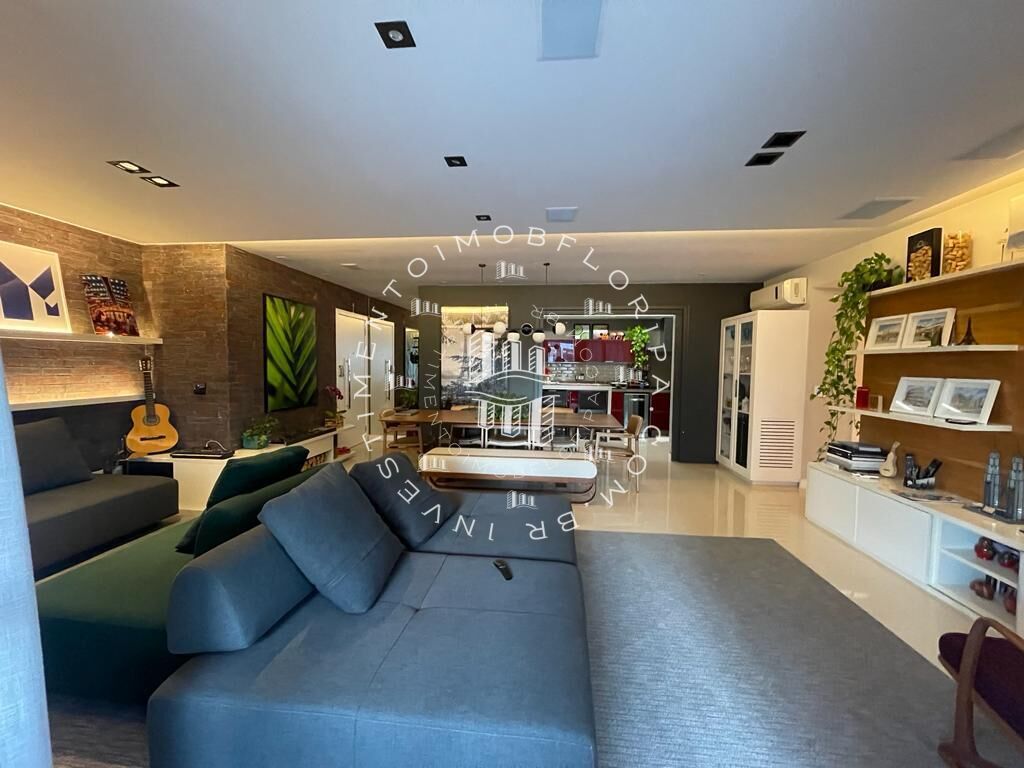 Apartamento à venda com 3 quartos, 184m² - Foto 1