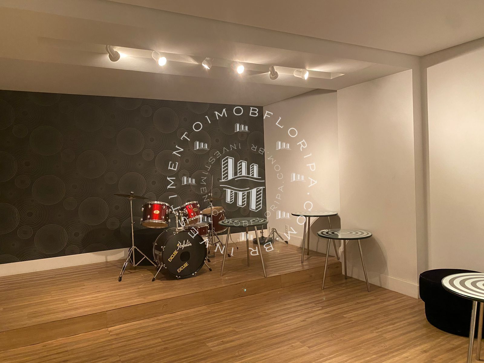 Apartamento à venda com 3 quartos, 184m² - Foto 25