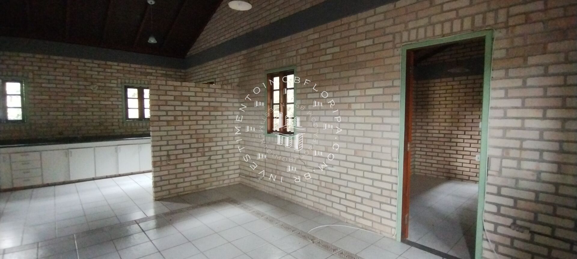 Sobrado à venda com 3 quartos, 120m² - Foto 1