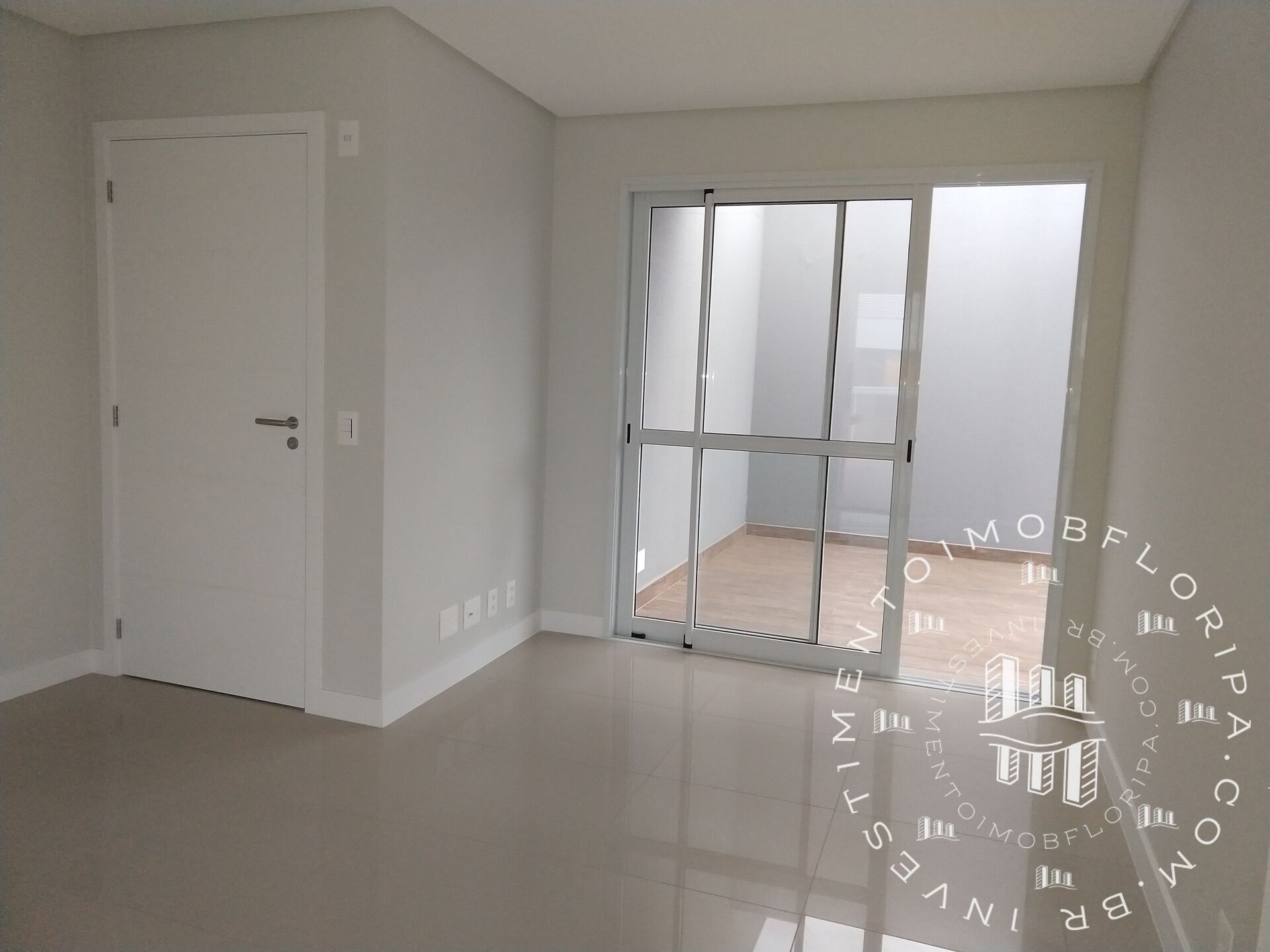 Cobertura à venda com 3 quartos, 147m² - Foto 4