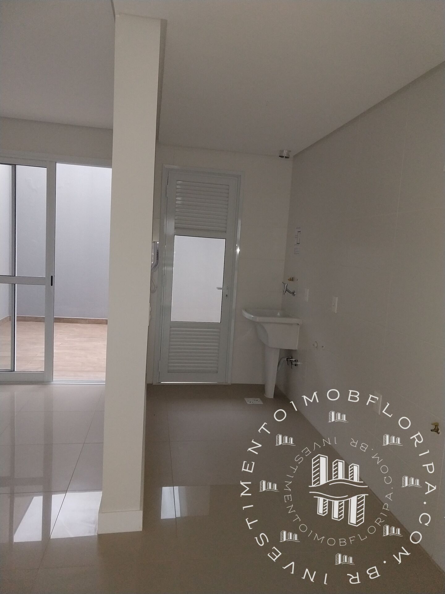 Cobertura à venda com 3 quartos, 147m² - Foto 3