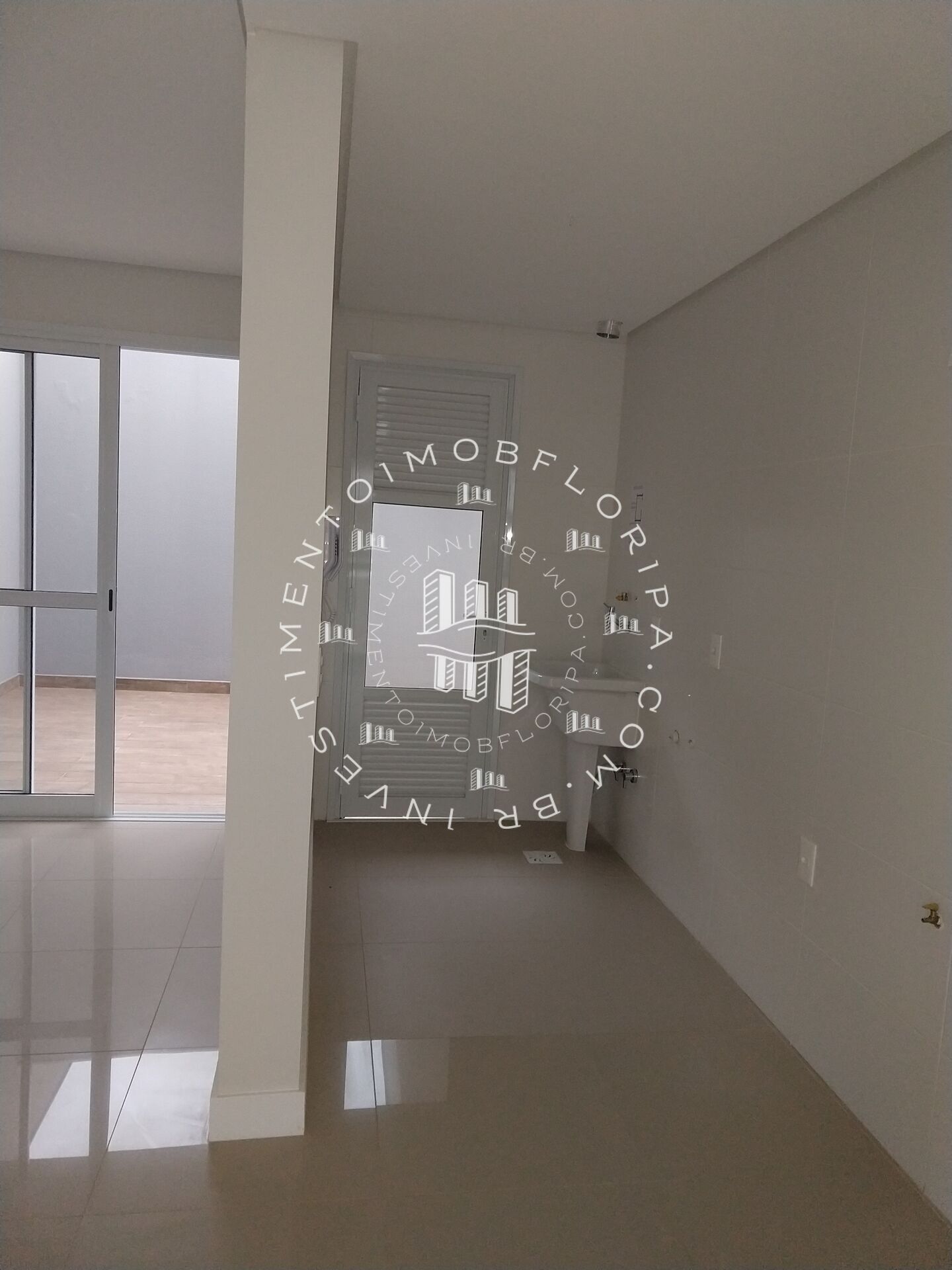 Cobertura à venda com 3 quartos, 147m² - Foto 3