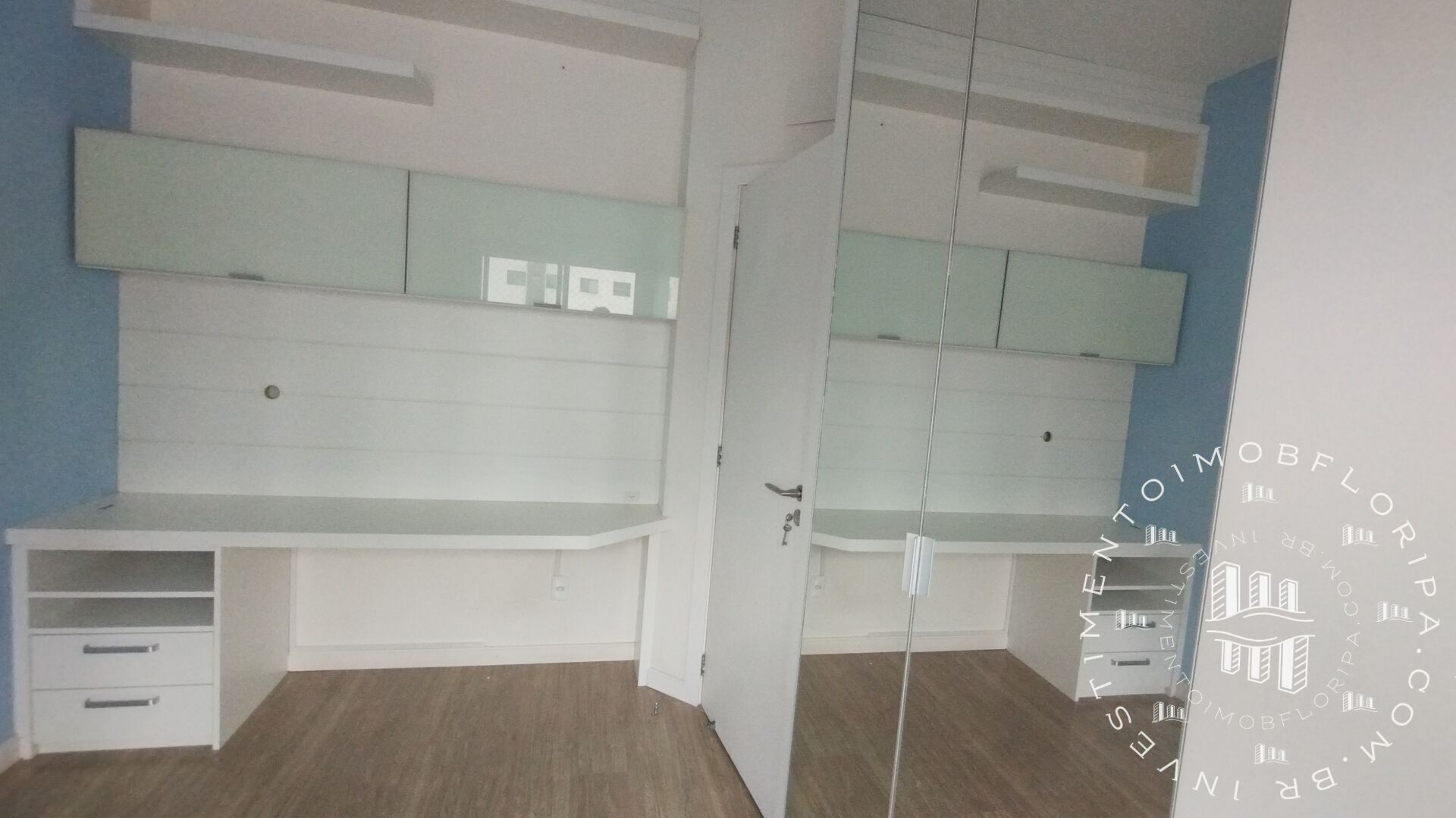 Apartamento à venda com 2 quartos, 75m² - Foto 10