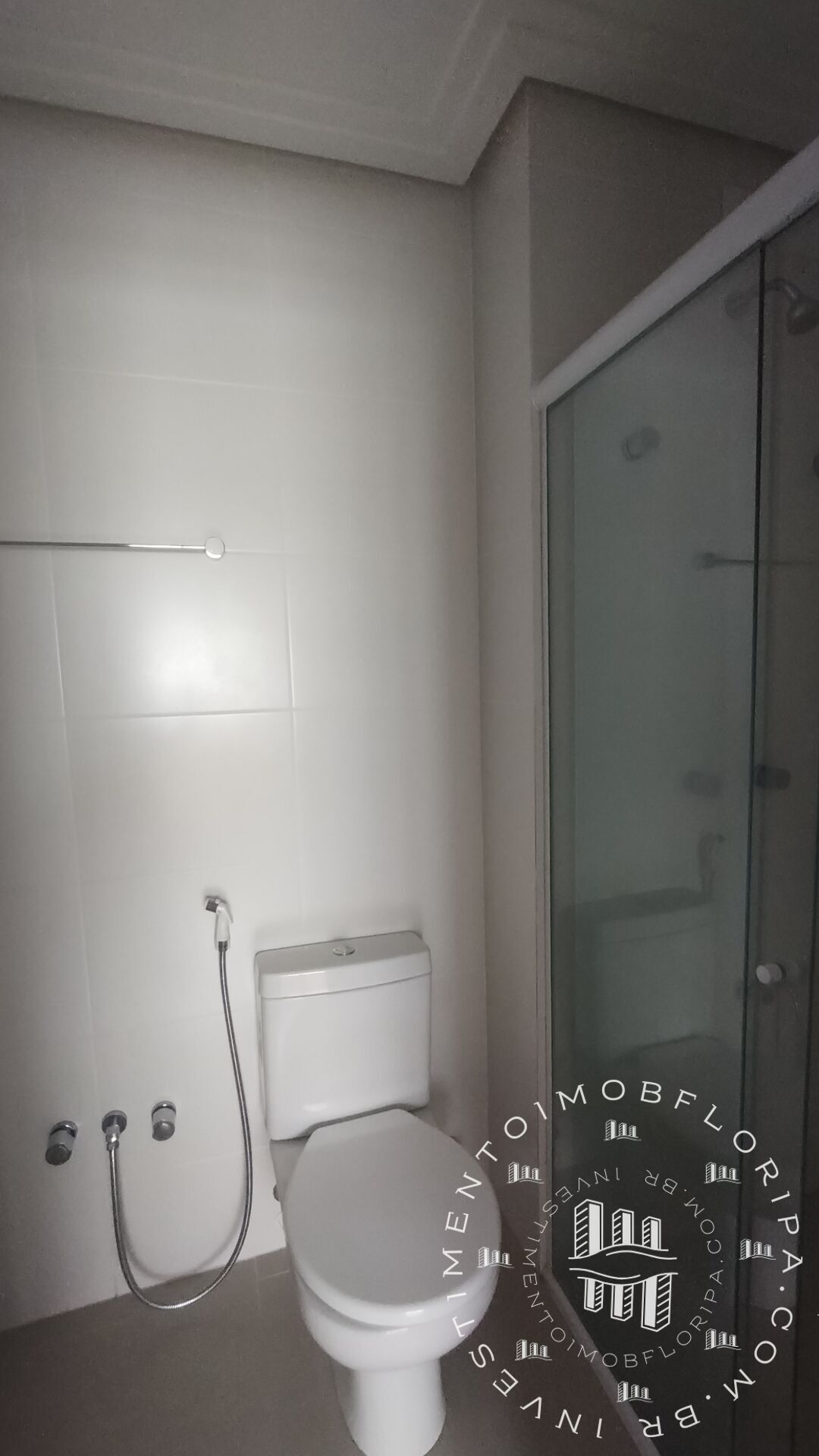 Apartamento à venda com 2 quartos, 75m² - Foto 9