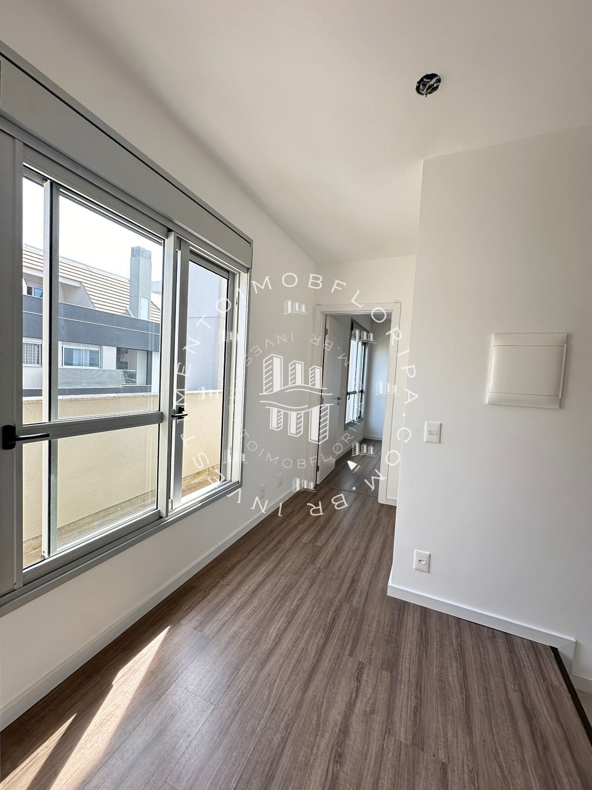 Apartamento à venda com 2 quartos, 111m² - Foto 5