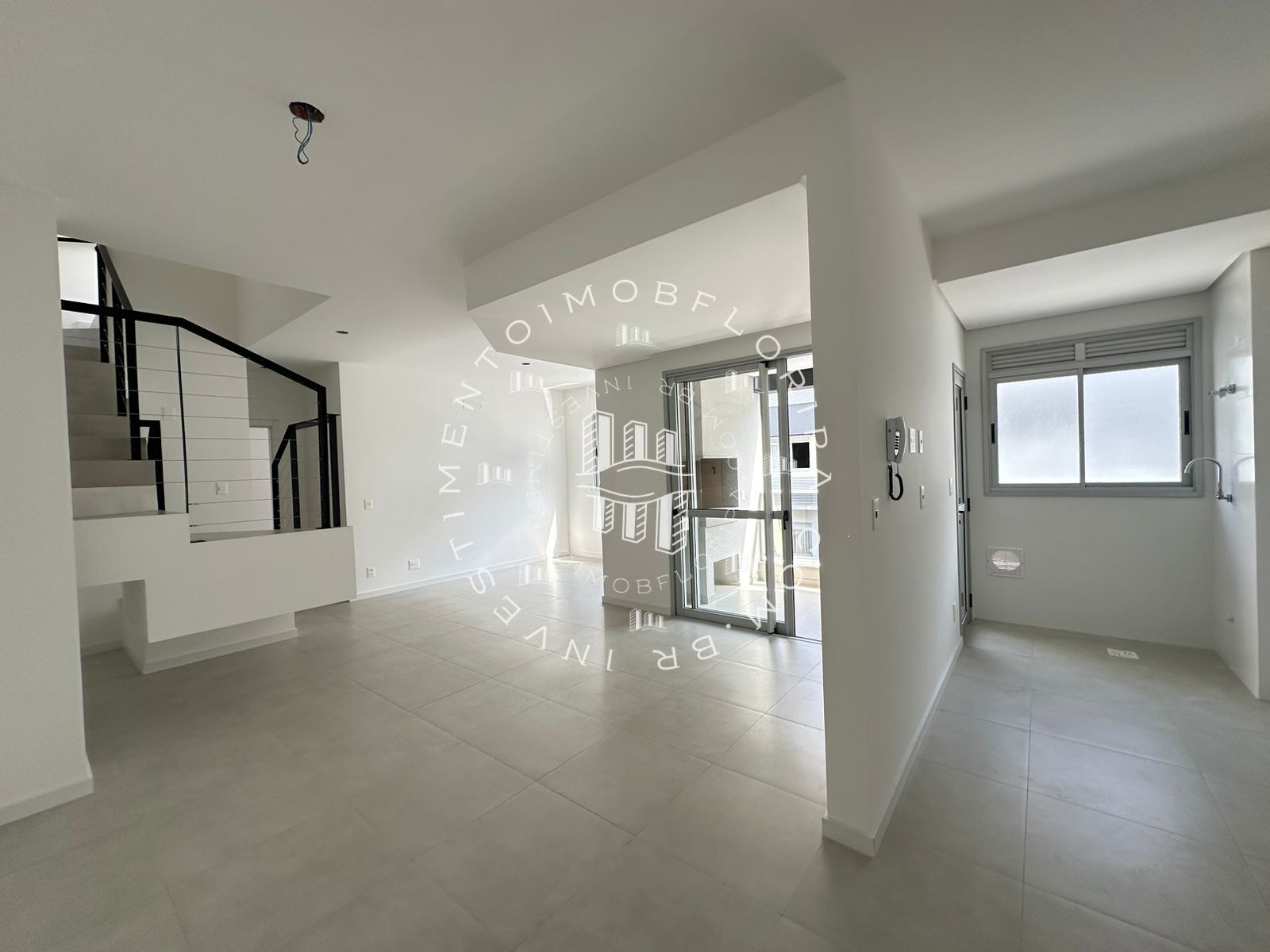 Apartamento à venda com 2 quartos, 111m² - Foto 11