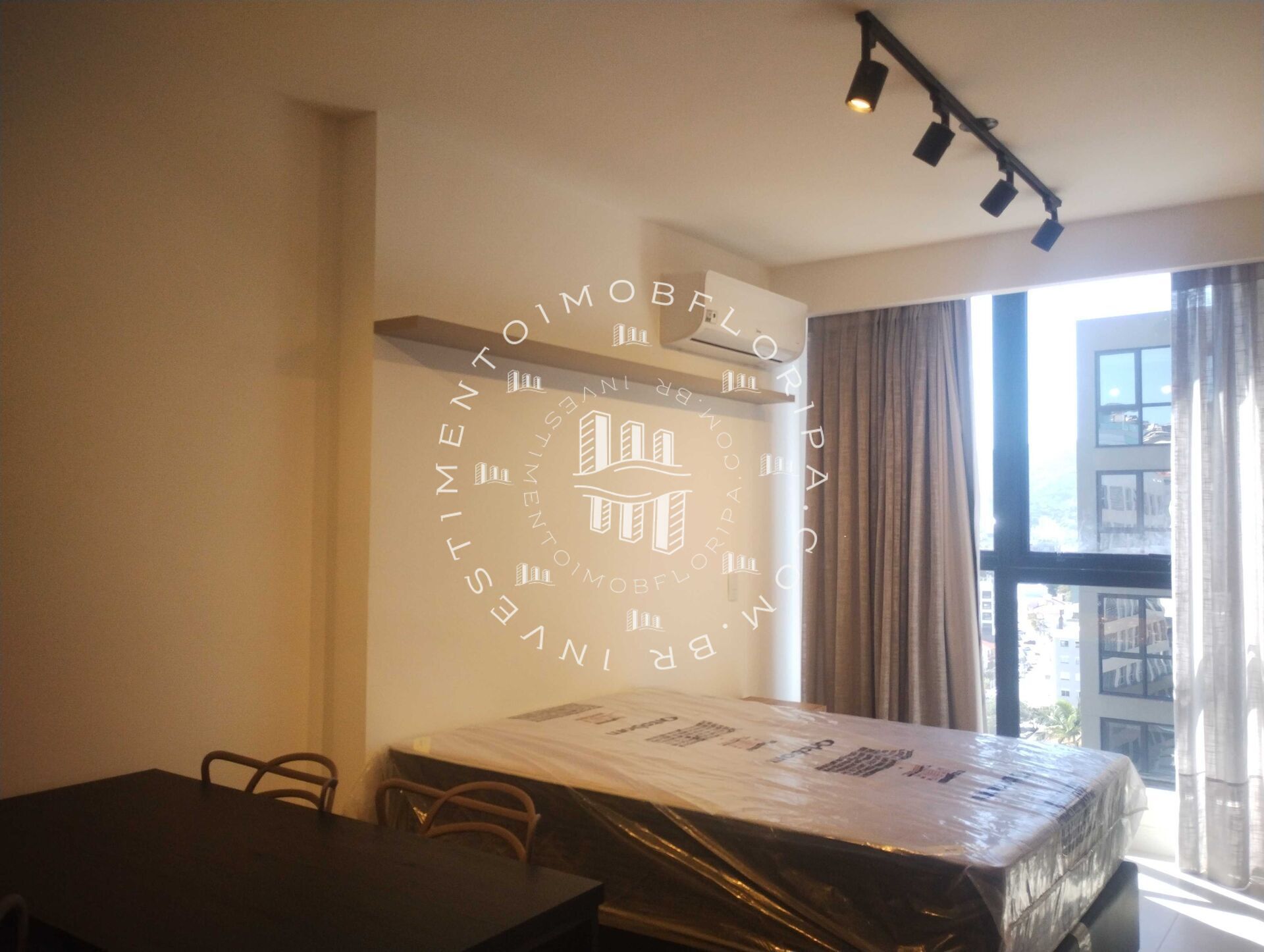Apartamento à venda com 1 quarto, 31m² - Foto 4