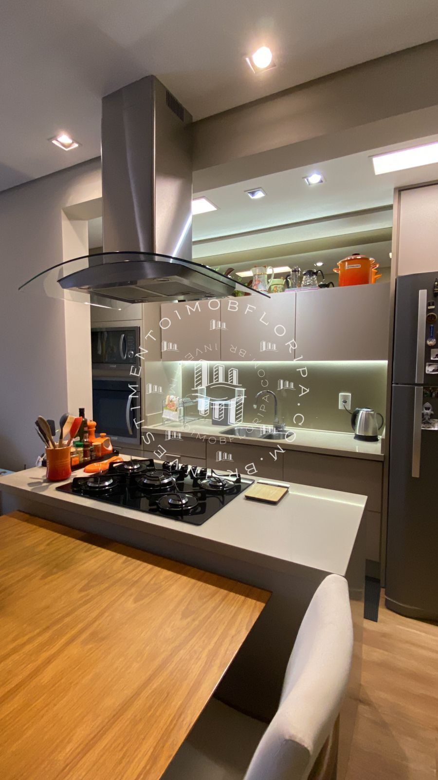 Apartamento à venda com 2 quartos, 81m² - Foto 12