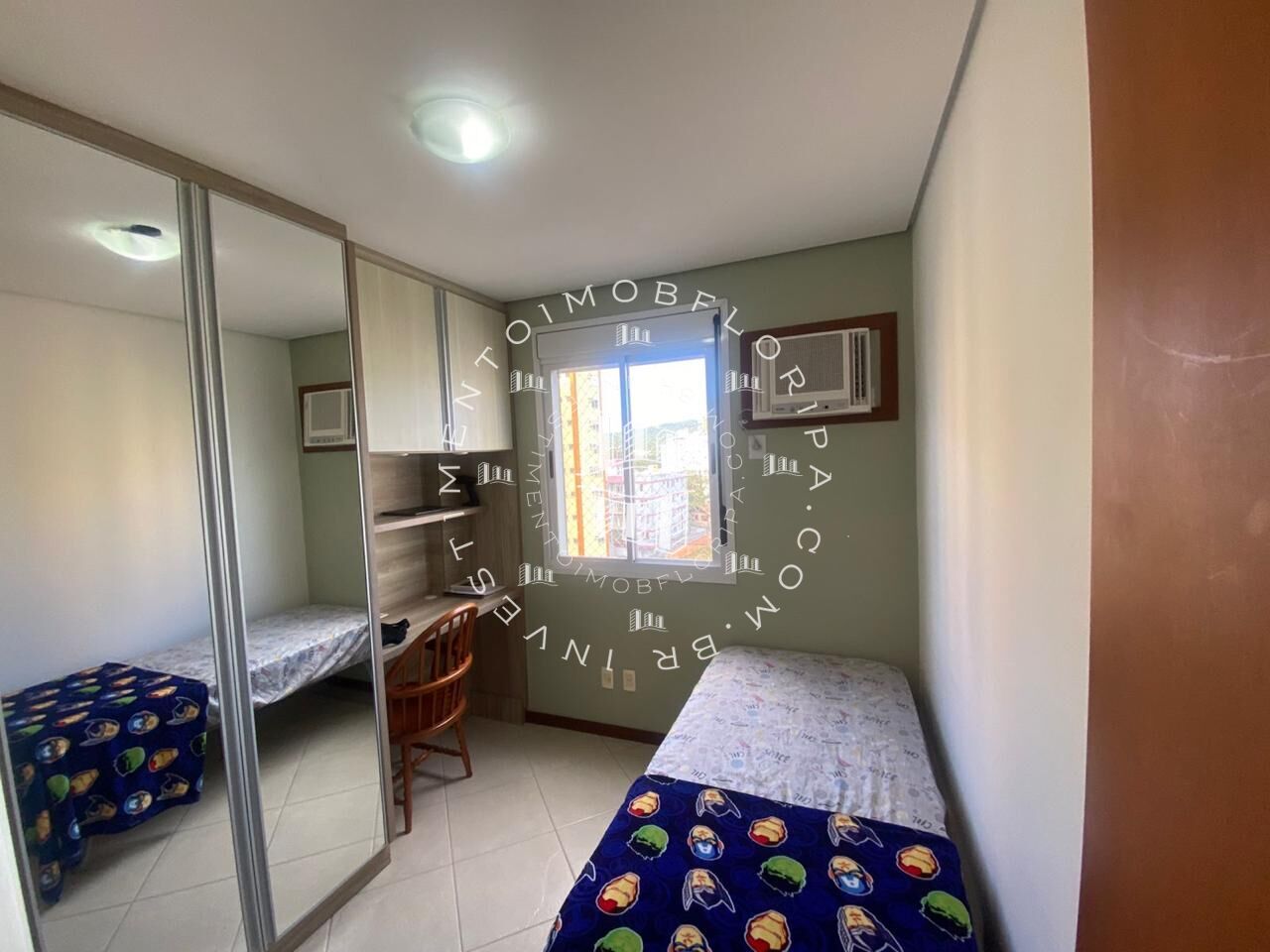 Apartamento à venda com 3 quartos, 111m² - Foto 13