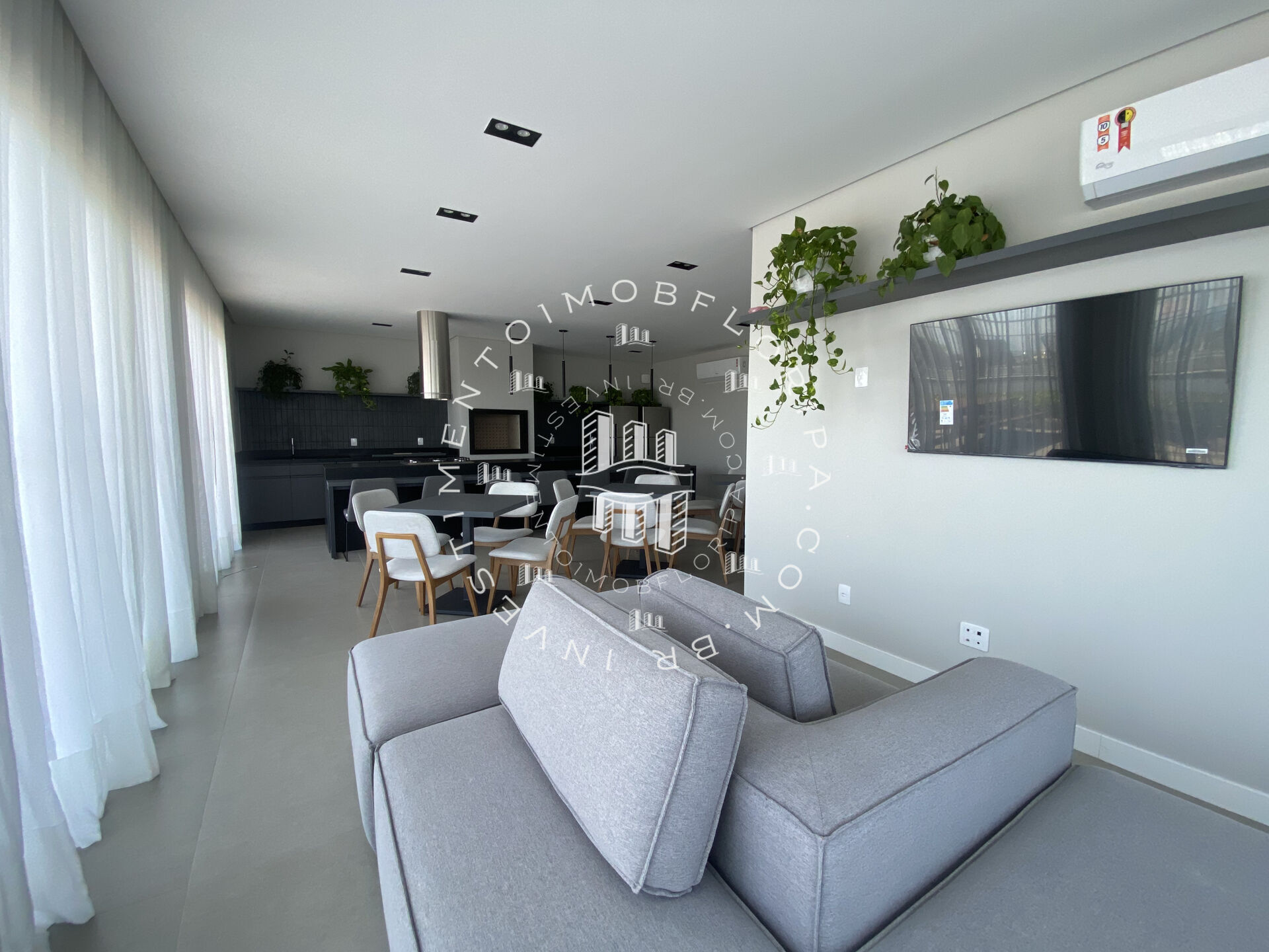 Apartamento à venda com 1 quarto, 53m² - Foto 18