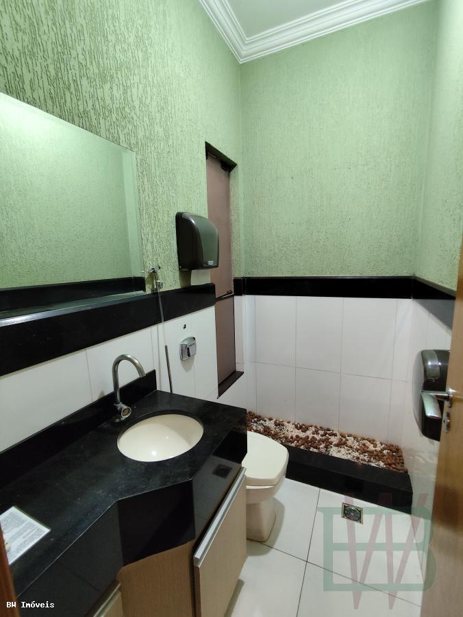 Casa à venda com 3 quartos, 360m² - Foto 13