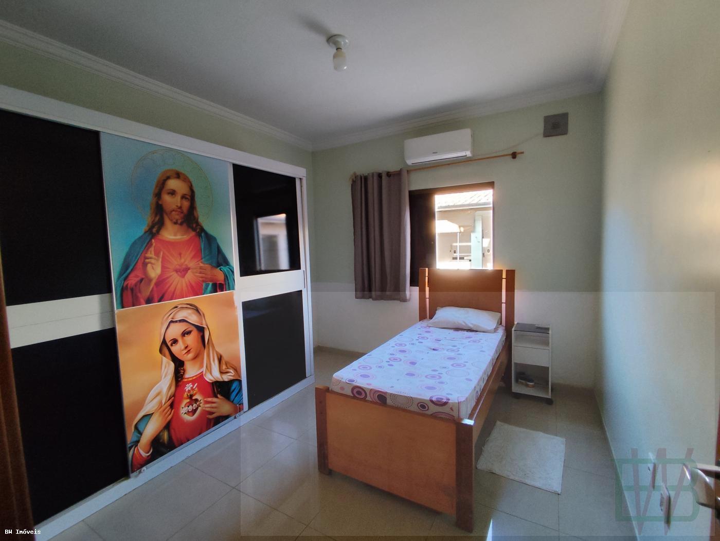 Casa à venda com 3 quartos, 360m² - Foto 20