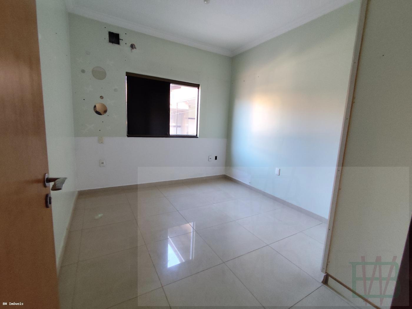 Casa à venda com 3 quartos, 360m² - Foto 19