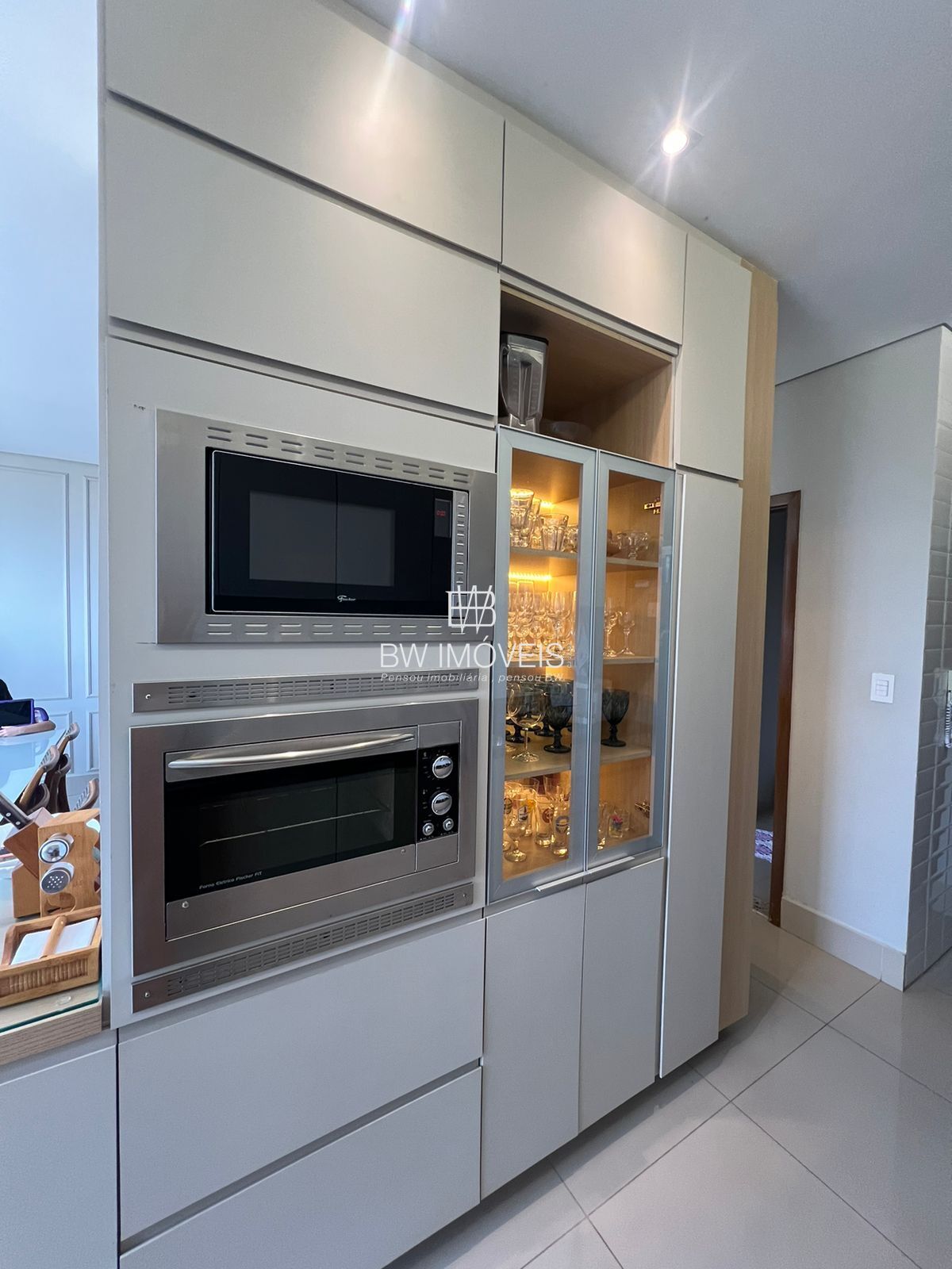Apartamento à venda com 3 quartos, 106m² - Foto 7