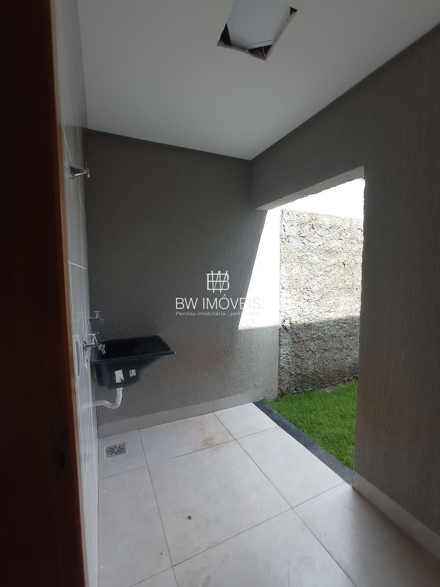 Casa à venda com 3 quartos, 110m² - Foto 9