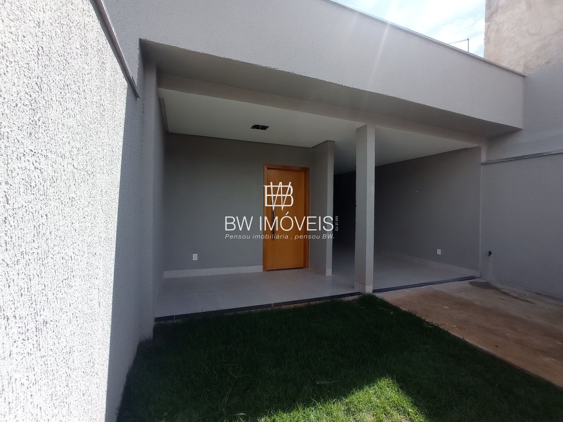 Casa à venda com 3 quartos, 110m² - Foto 3